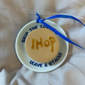 Ihop Vintage 2013 Christmas Ornament Skips the Cookies Leave a Stack